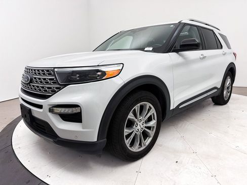 Used 2022 Ford Explorer Limited image 14