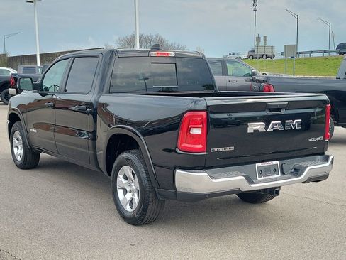 New 2026 RAM 1500 4x4 Crew Cab image 3