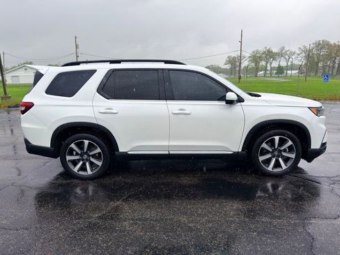 Used 2023 Honda Pilot Elite image 10