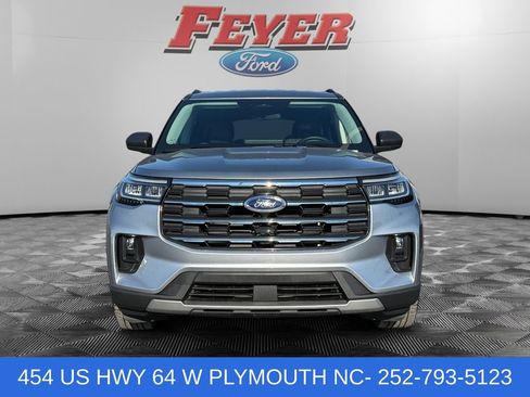 Certified 2025 Ford Explorer Active w/ Active Comfort Package RWD image 8