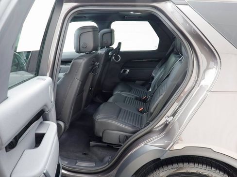 New 2025 Land Rover Discovery S AWD/4WD image 15