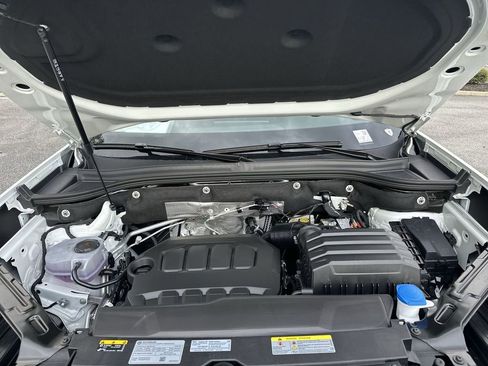 New 2026 Volkswagen Atlas Cross Sport SE image 27