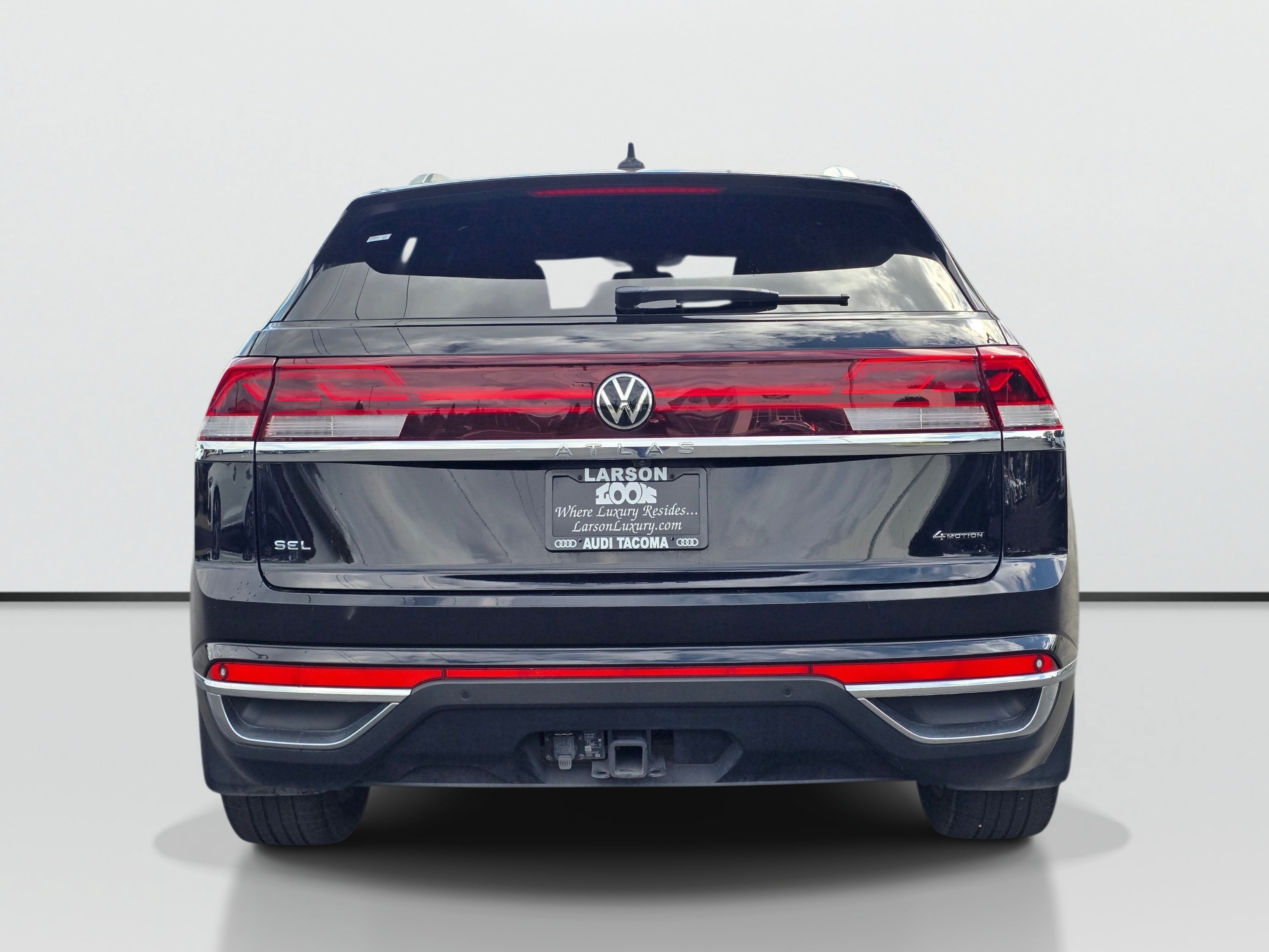 Used 2024 Volkswagen Atlas Cross Sport SEL AWD/4WD image 4