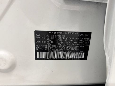 Used 2024 Subaru Outback Premium AWD/4WD image 30