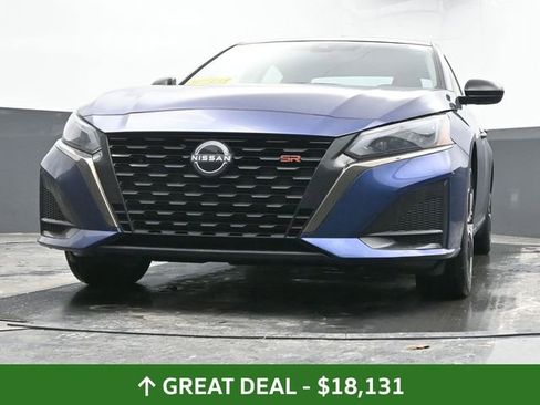 Used 2024 Nissan Altima 2.5 SR image 45