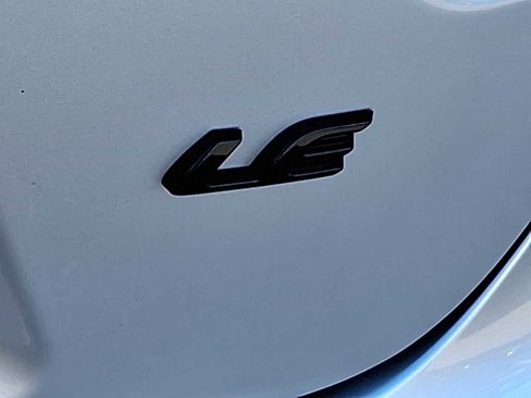 Used 2023 Toyota Corolla LE image 33