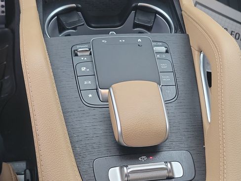 Used 2024 Mercedes-Benz GLS 450 4MATIC image 27