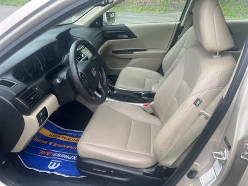 Used 2013 Honda Accord EX-L image 12