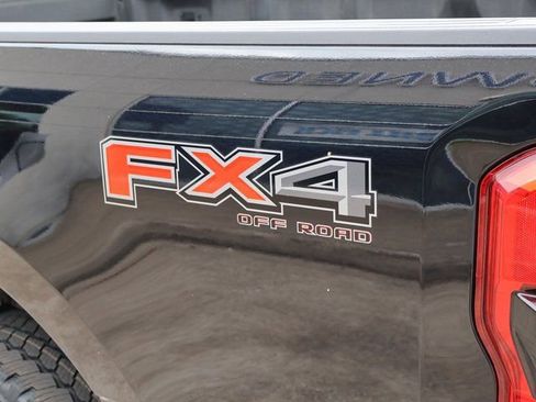 Certified 2025 Ford F350 Lariat w/ Chrome Package AWD/4WD image 34