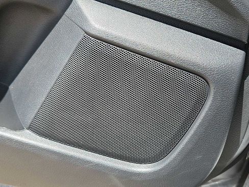 Used 2025 Nissan Sentra SV FWD image 29