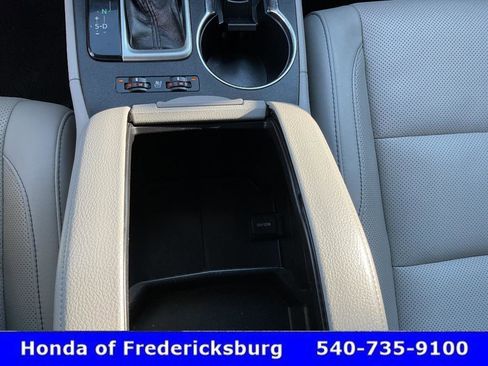 Used 2019 Toyota Highlander Limited Platinum image 41