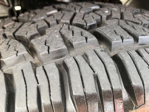 Used 2018 RAM 1500 Express AWD/4WD image 17