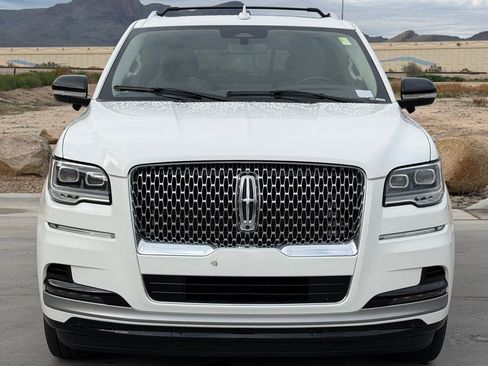 Used 2022 Lincoln Navigator L Reserve image 3