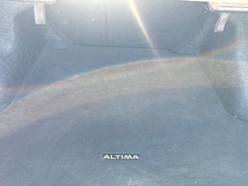 Certified 2025 Nissan Altima 2.5 SV FWD image 31