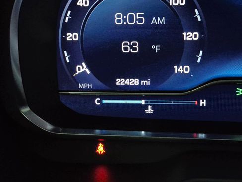 Used 2024 Chevrolet Tahoe Z71 w/ Off-Road Capability Package image 28