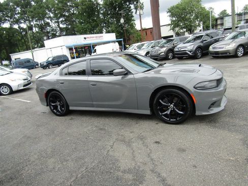 Used 2019 Dodge Charger GT RWD image 9