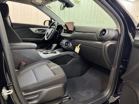 New 2026 Chevrolet Blazer LT w/ Convenience Package image 28