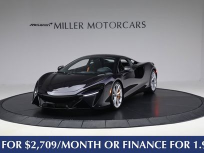 New 2025 McLaren Artura