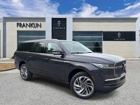 New 2026 Lincoln Navigator L Reserve AWD/4WD image 1