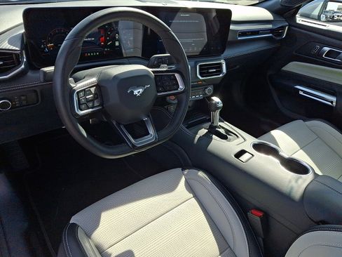 Used 2024 Ford Mustang GT Premium image 15