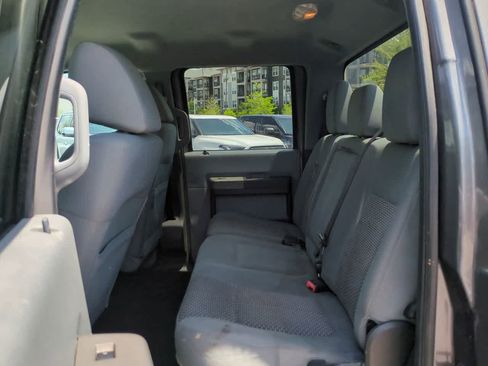 Used 2011 Ford F250 XLT w/ XLT Premium Pkg AWD/4WD image 12