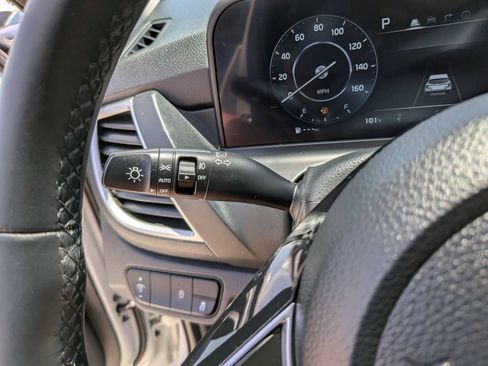 Certified 2025 Kia Seltos EX FWD image 32