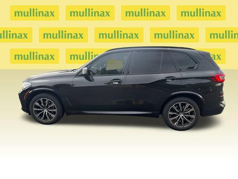 Used 2022 BMW X5 xDrive40i w/ M Sport Package AWD/4WD image 7