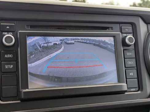 Used 2019 Toyota Tacoma SR w/ SR Convenience Package image 19