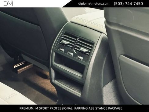 Used 2025 BMW X6 xDrive40i w/ Premium Package AWD/4WD image 22