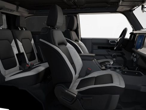 New 2025 Ford Bronco 2-Door AWD/4WD image 6