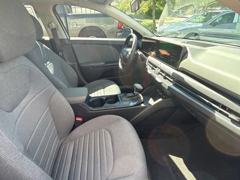 Certified 2025 Kia K4 GT-Line Turbo FWD image 25