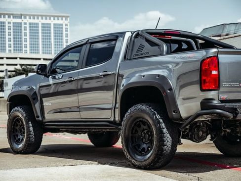 Used 2019 Chevrolet Colorado ZR2 w/ Colorado ZR2 Bison Edition AWD/4WD image 44