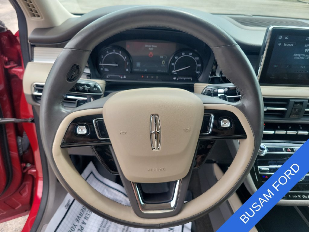 Used 2022 Lincoln Corsair AWD w/ Premium Package image 15
