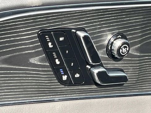 New 2026 Cadillac Lyriq V image 25