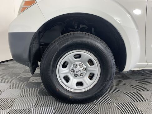 Used 2019 Nissan Frontier S RWD image 11