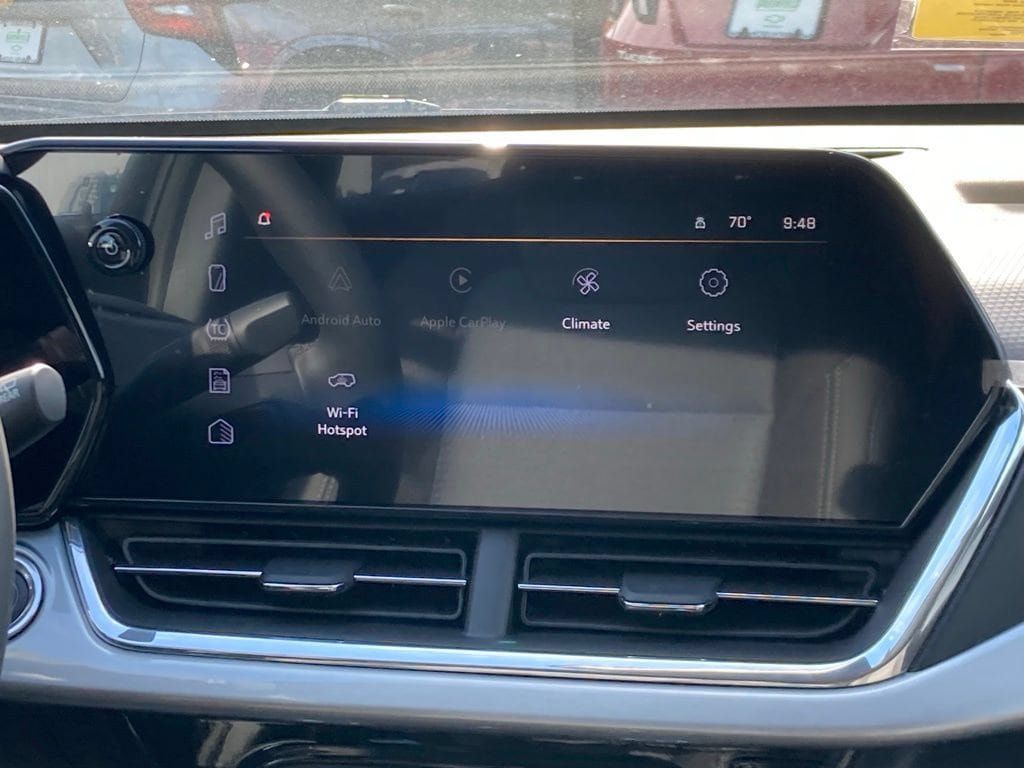 New 2026 Chevrolet Trax LT w/ LT Convenience Package FWD image 13