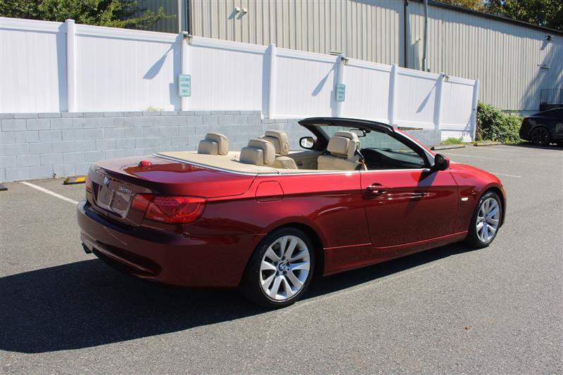Used 2012 BMW 328i Convertible RWD image 7