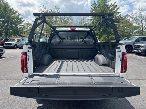 Used 2024 Ford F150 Platinum w/ FX4 Off-Road Package AWD/4WD image 24