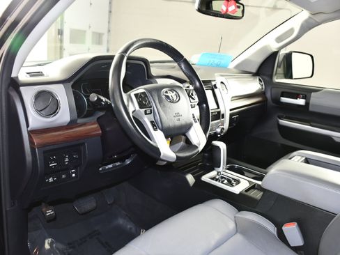 Used 2018 Toyota Tundra Limited AWD/4WD image 2