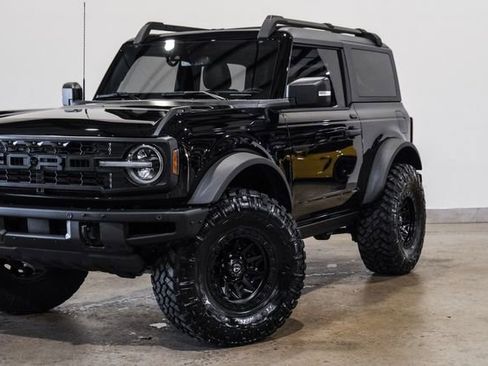Used 2024 Ford Bronco Wildtrak AWD/4WD image 17