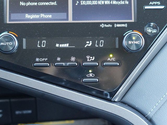 Used 2019 Toyota Camry XSE FWD image 28