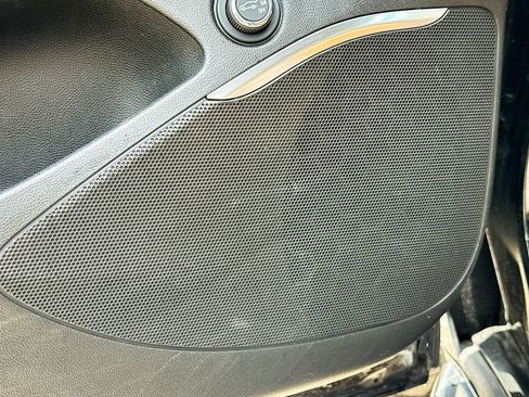Used 2018 Buick Enclave Essence FWD image 22