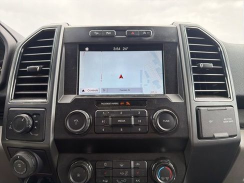 Used 2019 Ford F150 XLT w/ Equipment Group 302A Luxury image 26