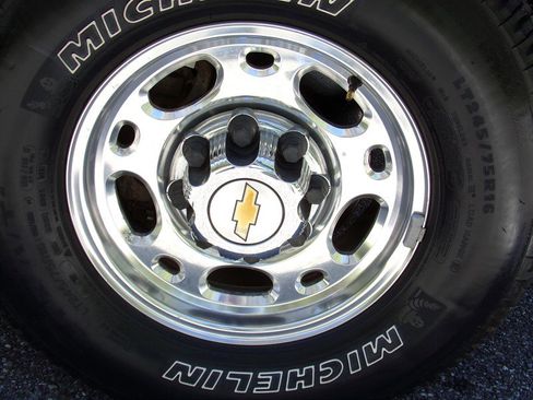 Used 2002 Chevrolet Silverado 2500 LS AWD/4WD image 45