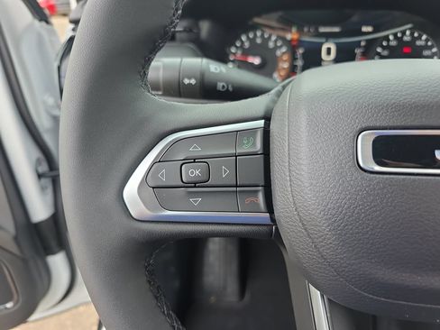New 2026 Jeep Compass Latitude AWD/4WD image 16