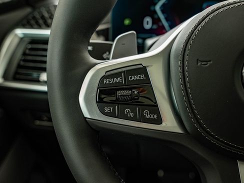 New 2026 BMW X7 xDrive40i w/ M Sport Package image 18