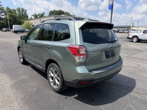 Used 2018 Subaru Forester 2.5i Touring w/ Popular Package #2 AWD/4WD image 6