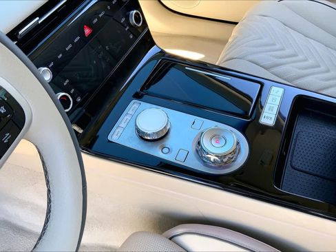 Used 2026 Genesis G80 2.5T Sport Prestige image 15