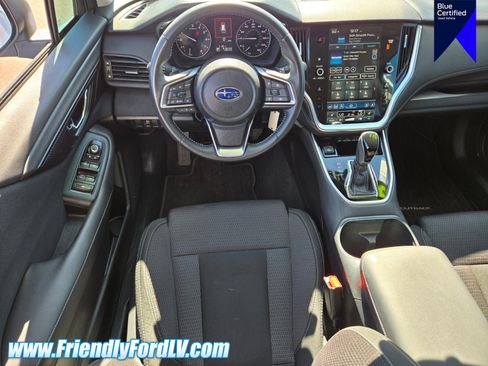 Used 2025 Subaru Outback Premium AWD/4WD image 11