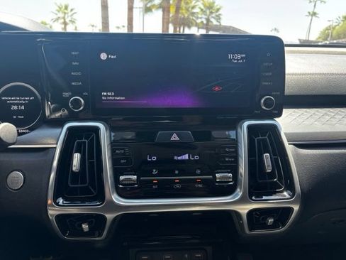 Used 2022 Kia Sorento SX FWD image 12